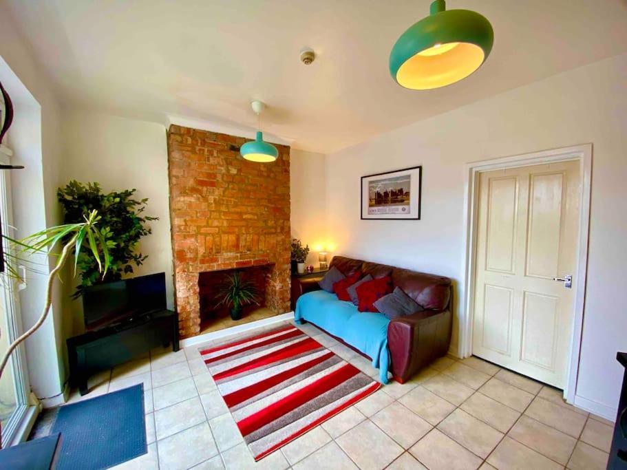 Brickworks - 2 Bedrooms, 15 Mins Walk To The Centre, With Garden Cardiff Dış mekan fotoğraf