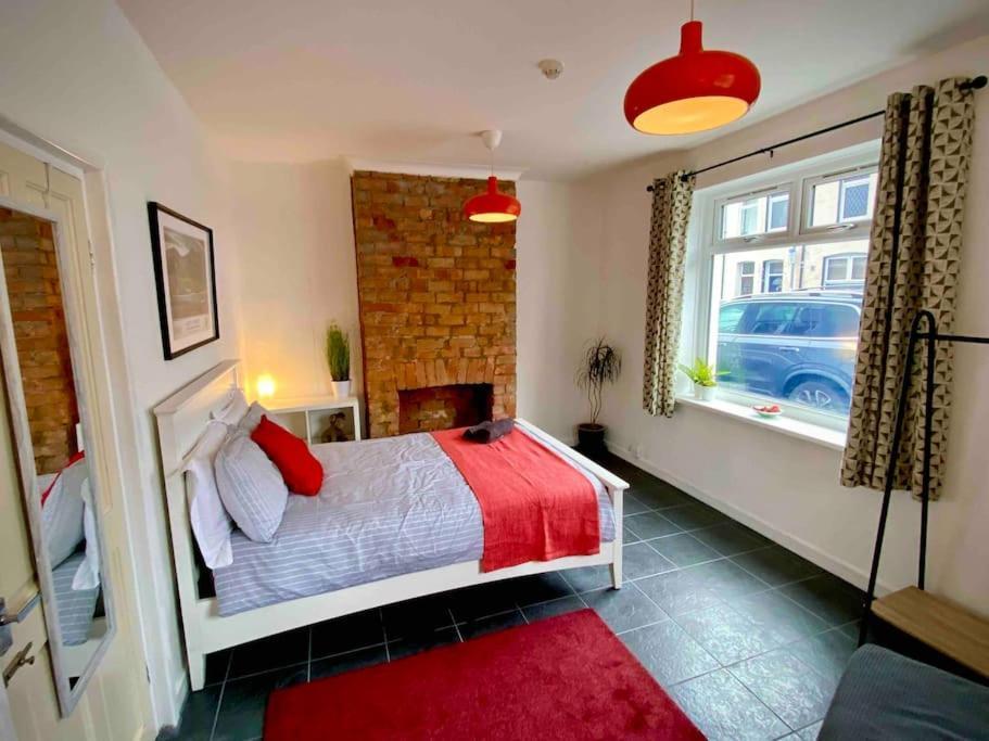 Brickworks - 2 Bedrooms, 15 Mins Walk To The Centre, With Garden Cardiff Dış mekan fotoğraf